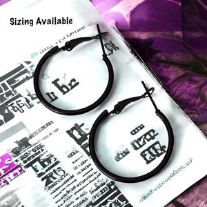 5 For $25💫Chic Small Black Wire Minimalist Hoops